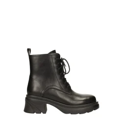 Anfibi con plateau. Tacco alto 6cm