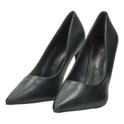 Décolleté con tacco a stiletto. Tacco alto 9cm