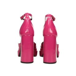 Décolleté in vernice con doppio plateau. Made in Italy. Tacco alto 11cm