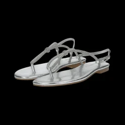Sandali flat con dettaglio listini in strass.