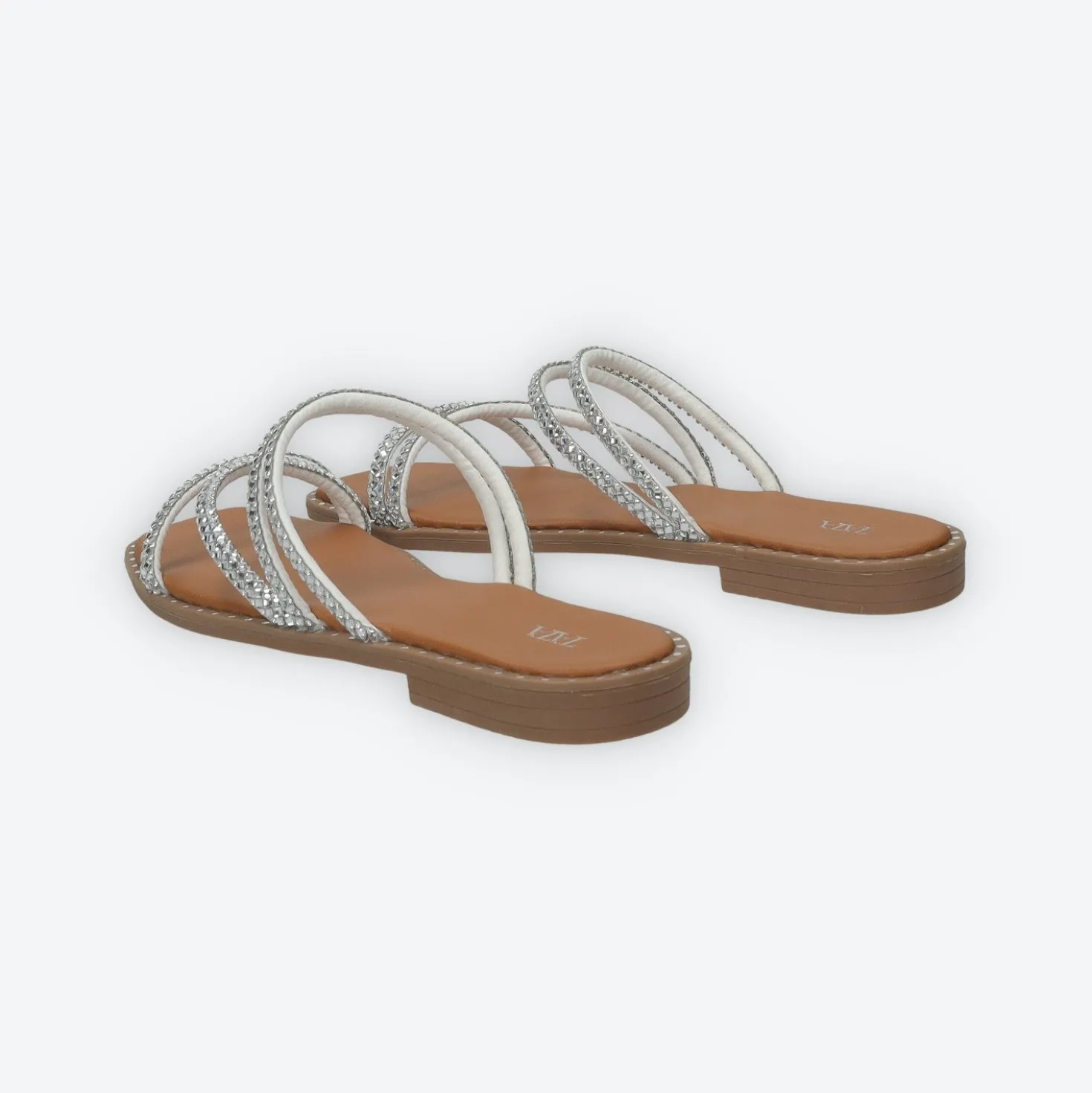 Sandali flat con listini tempestati di strass