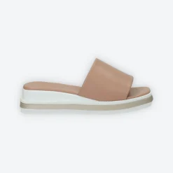 Sandali flat. Made in Italy.Tacco alto 4cm