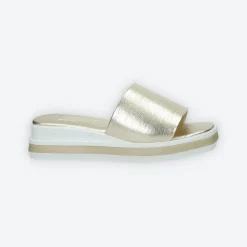 Sandali flat. Made in Italy.Tacco alto 4cm