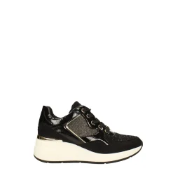 Sneakers con dettagli dorati e strass