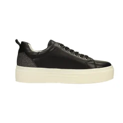 Sneakers con inserto glitterato. suola alta 3.5cm