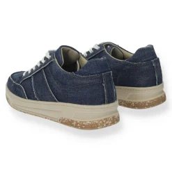Sneakers in denim