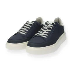 Sneakers in ecopelle con cuciture a vista