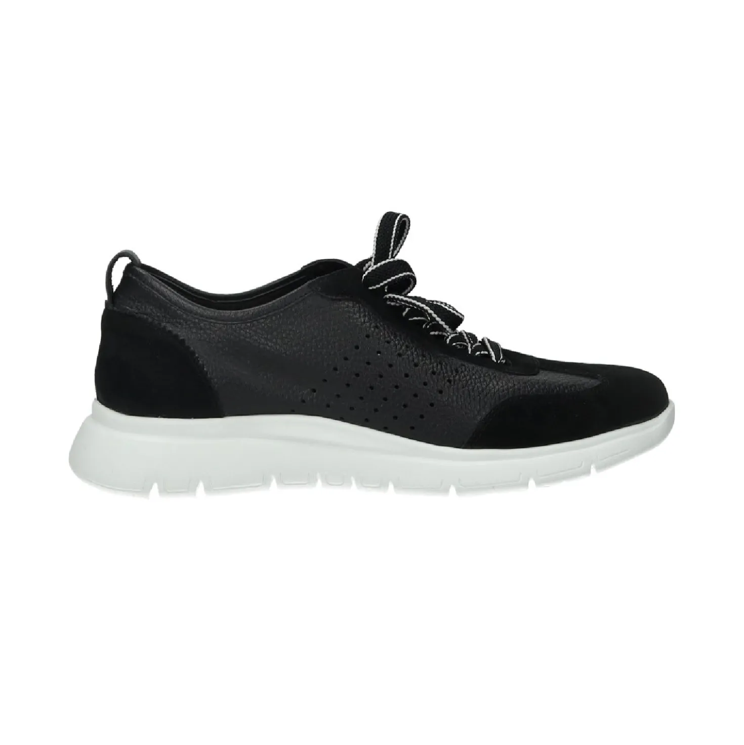 Sneakers morbide con tiretto posteriore