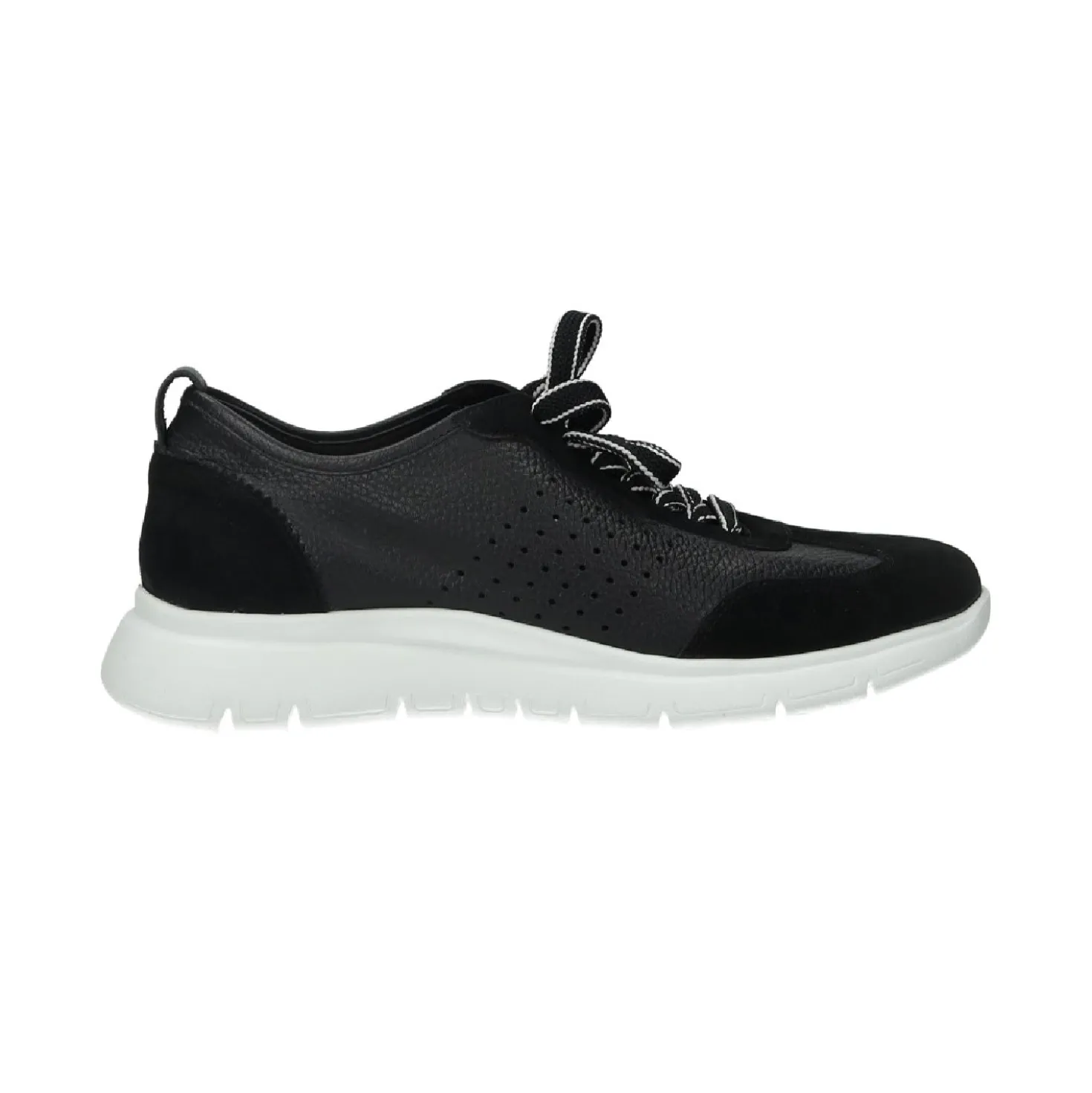 Sneakers morbide con tiretto posteriore