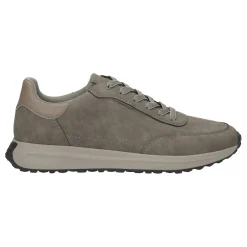 Sneakers nere