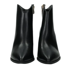 Stivaletti con cerniera. Tacco alto 8cm