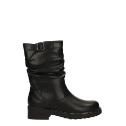 Stivaletti con fibbia. Tacco alto 4cm