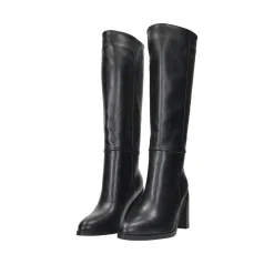 Stivali con tacco chunky. Tacco alto 7cm
