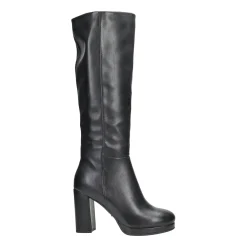 Stivali con tacco chunky. Tacco alto 7cm