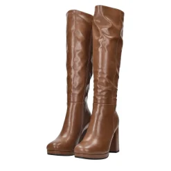 Stivali con tacco chunky. Tacco alto 7cm