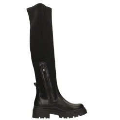 Stivali marroni con tomaia in tessuto elasticizzato. Tacco alto 5cm